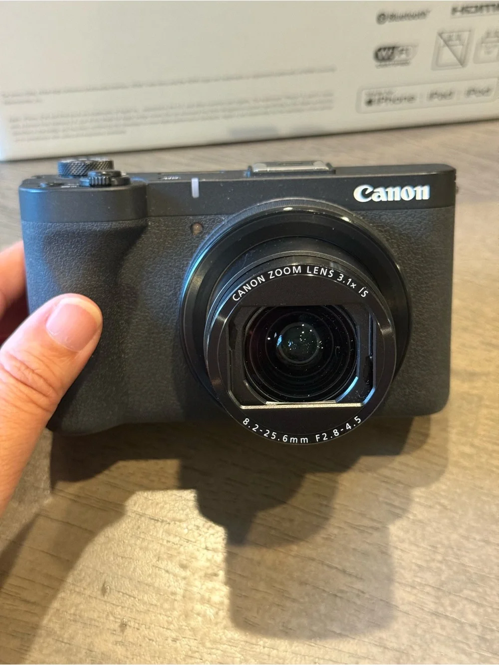 Canon Powershot V1 4k Camera bundle